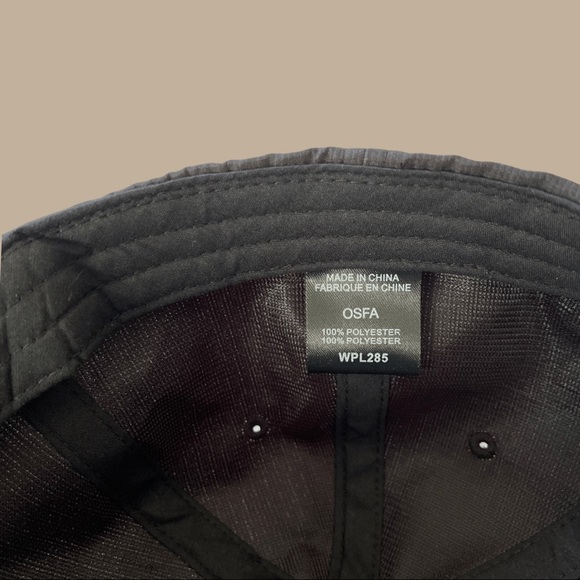 Perry Ellis Black Cap - Picture 2 of 2